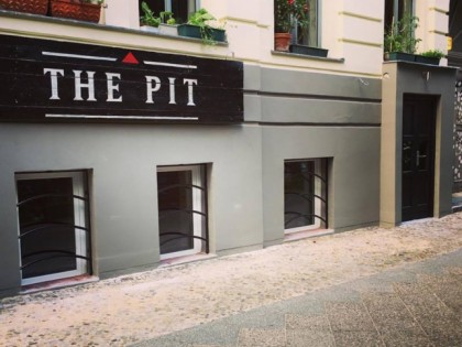 照片: The Pit